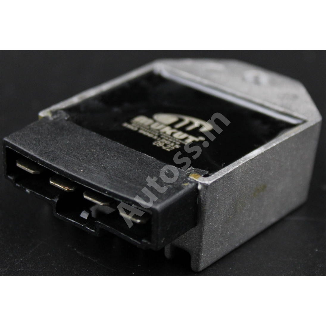 CALIBER OLD, PULSER OLD, WI Regulator Rectifier